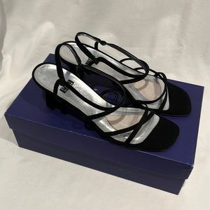 Stuart Weitzman Women 6 1/2 M Black Leather 2 inch Heel Strappy Sandals. “Brace”